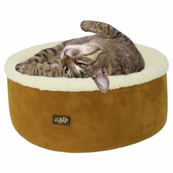 curl cuddle cat bed kuschelbett fuer katzen und kleine hunde hellbraun