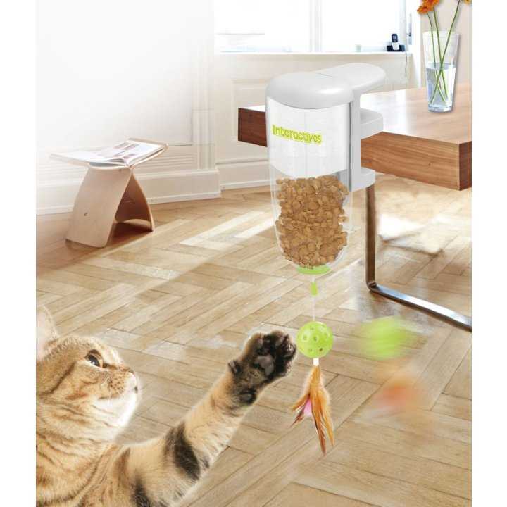 interaktives katzenspielzeug treat dispenser futterspender inkl halterung zb fuer tischkante
